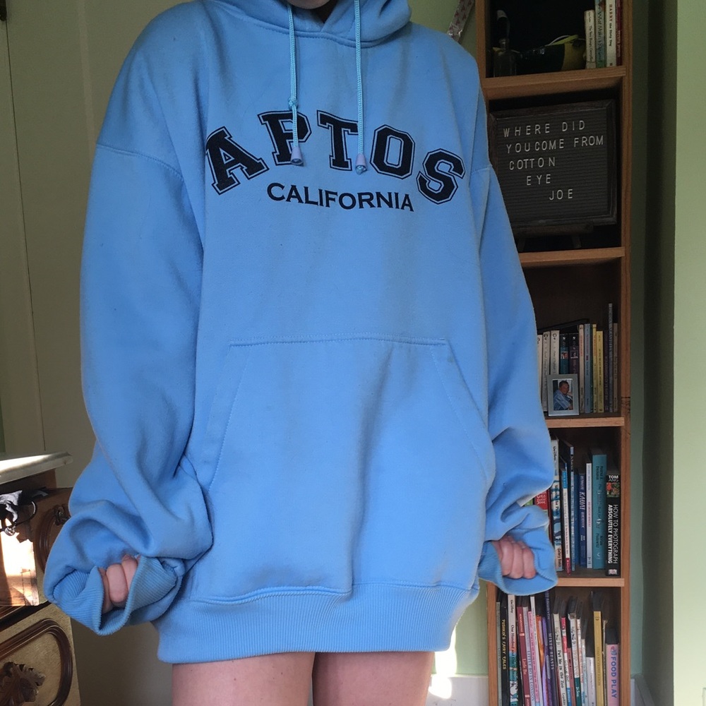 oversized blue aptos, california sweatshirt